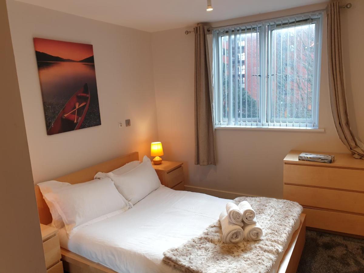 Birmingham Ruby, 2 Bedroom Apartment Екстер'єр фото
