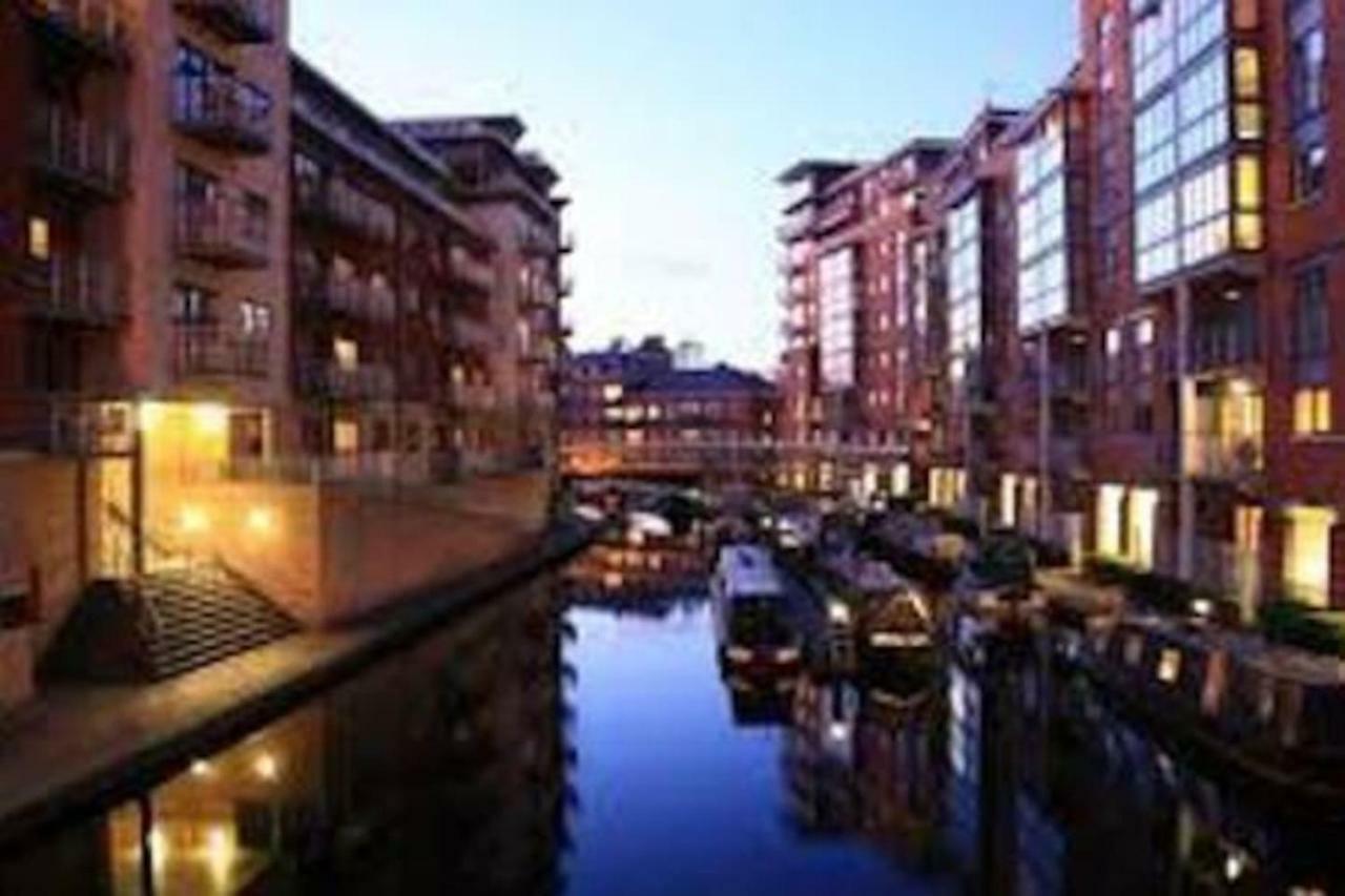 Birmingham Ruby, 2 Bedroom Apartment Екстер'єр фото